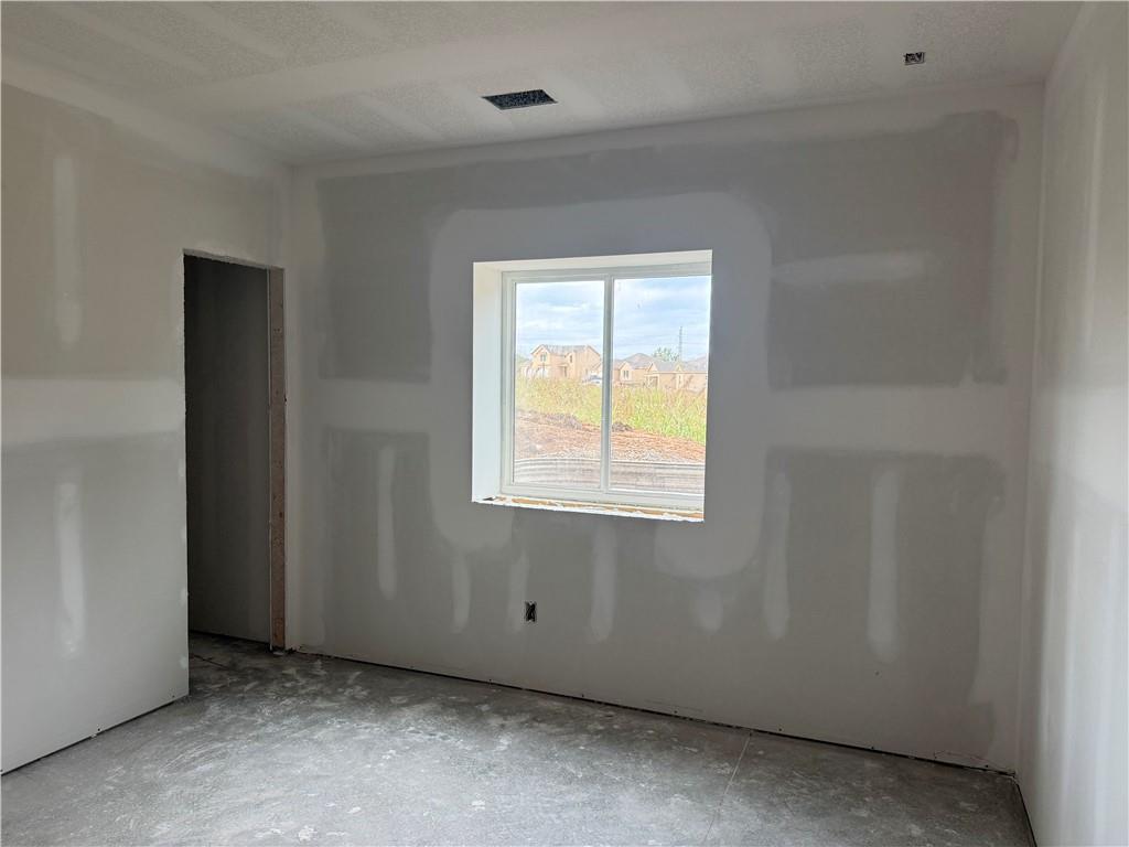 2116 Deerfield Terrace Property Photo 10