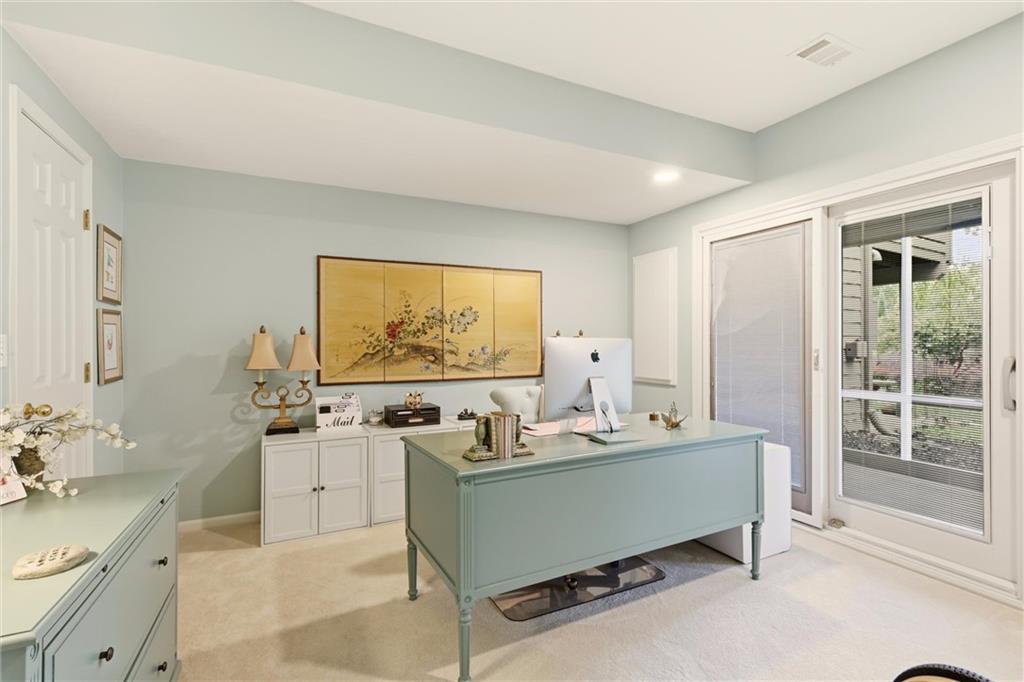 10330 S Clubside Court Property Photo 18