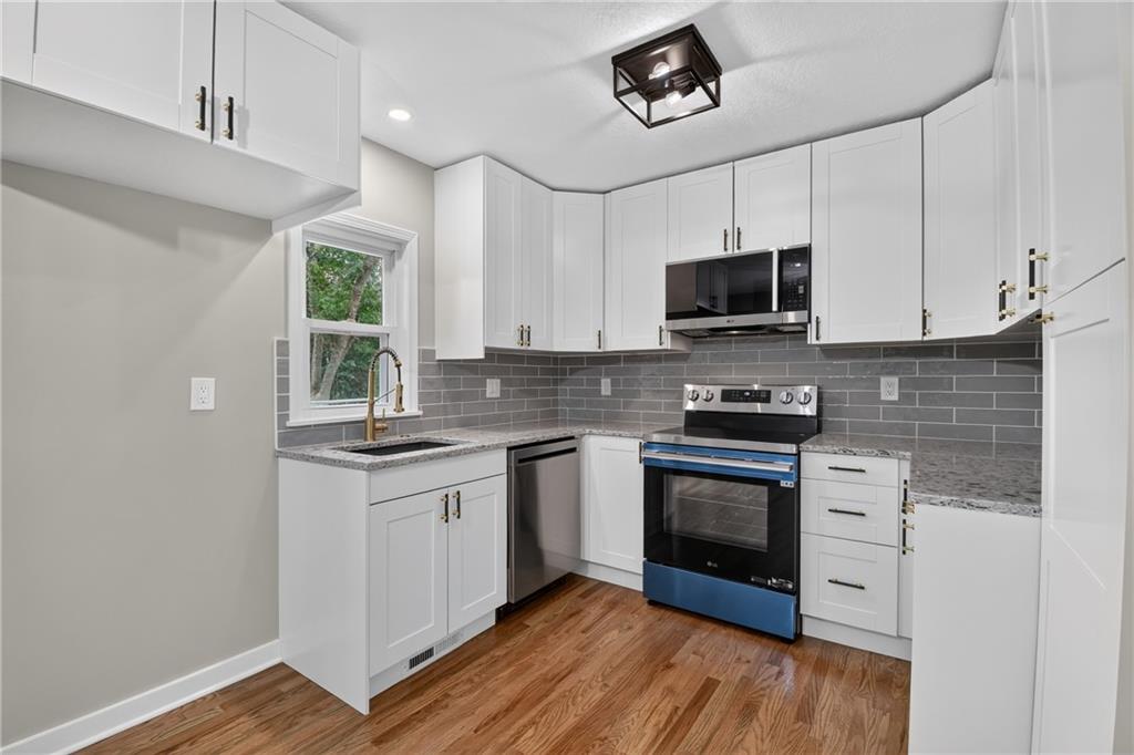 605 Ne Ash Street Property Photo 17