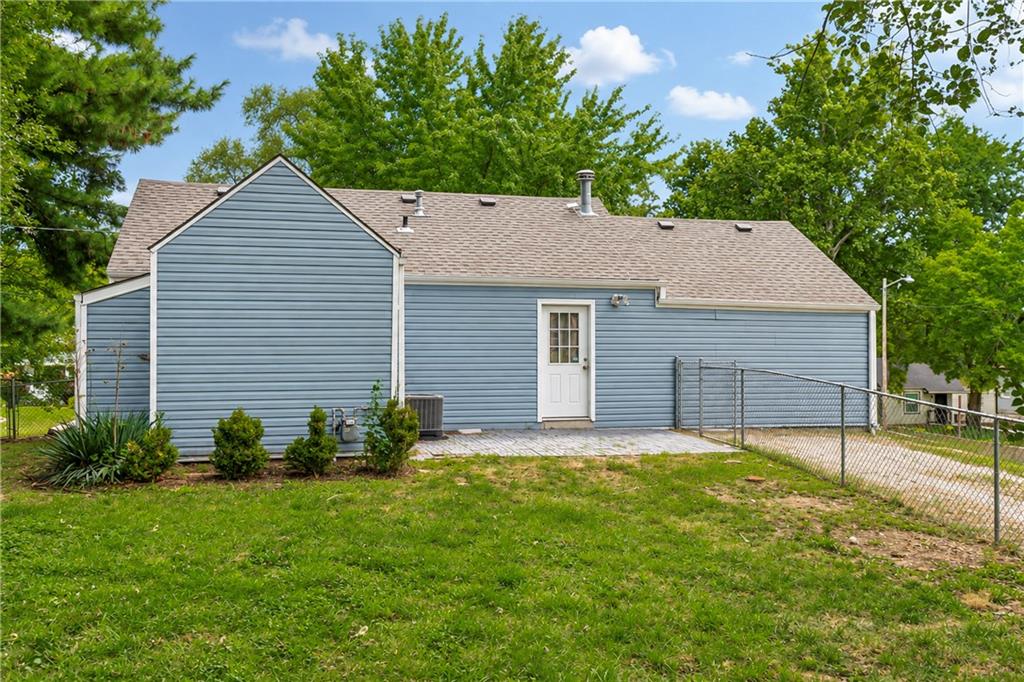 5201 Forest Avenue Property Photo 20