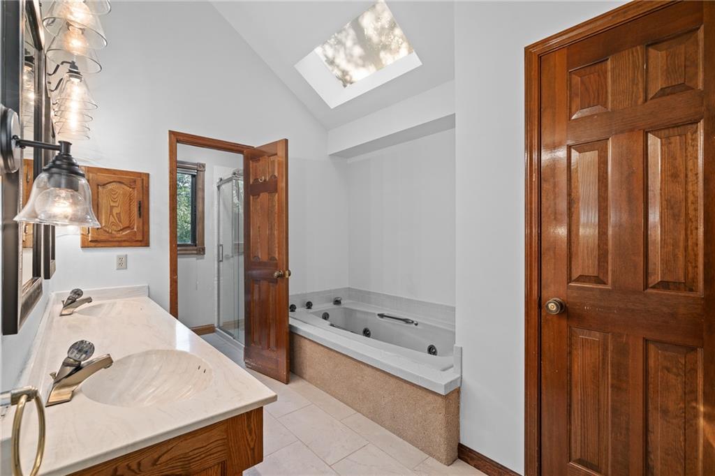 14744 S Village Drive Property Photo 20