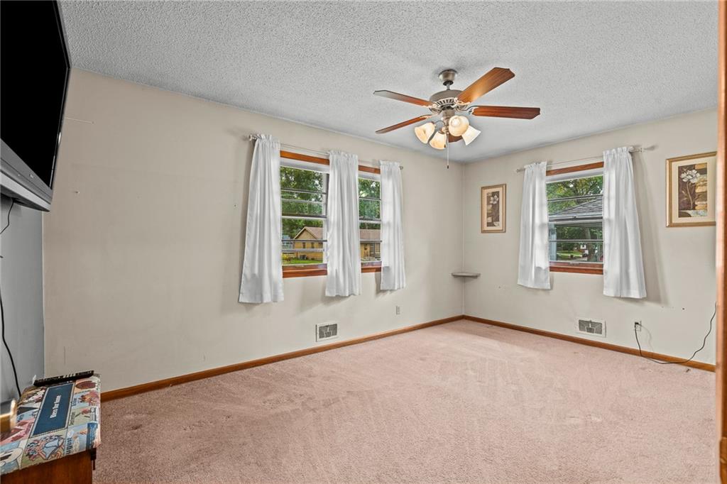 13213 E 44th Street Property Photo 15