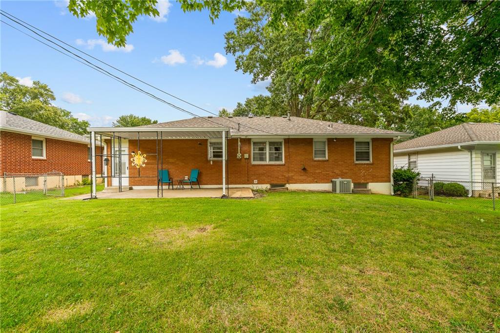 13213 E 44th Street Property Photo 25