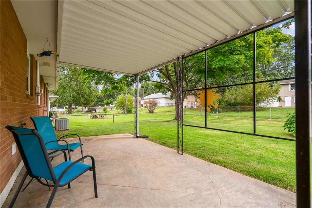 13213 E 44th Street Property Photo 27