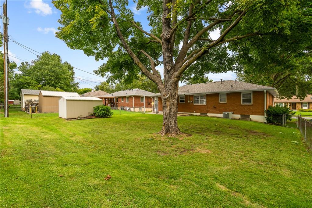 13213 E 44th Street Property Photo 30
