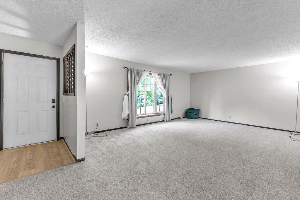 2209 N Leonard Road Property Photo 3