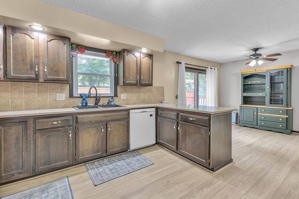 2209 N Leonard Road Property Photo 8