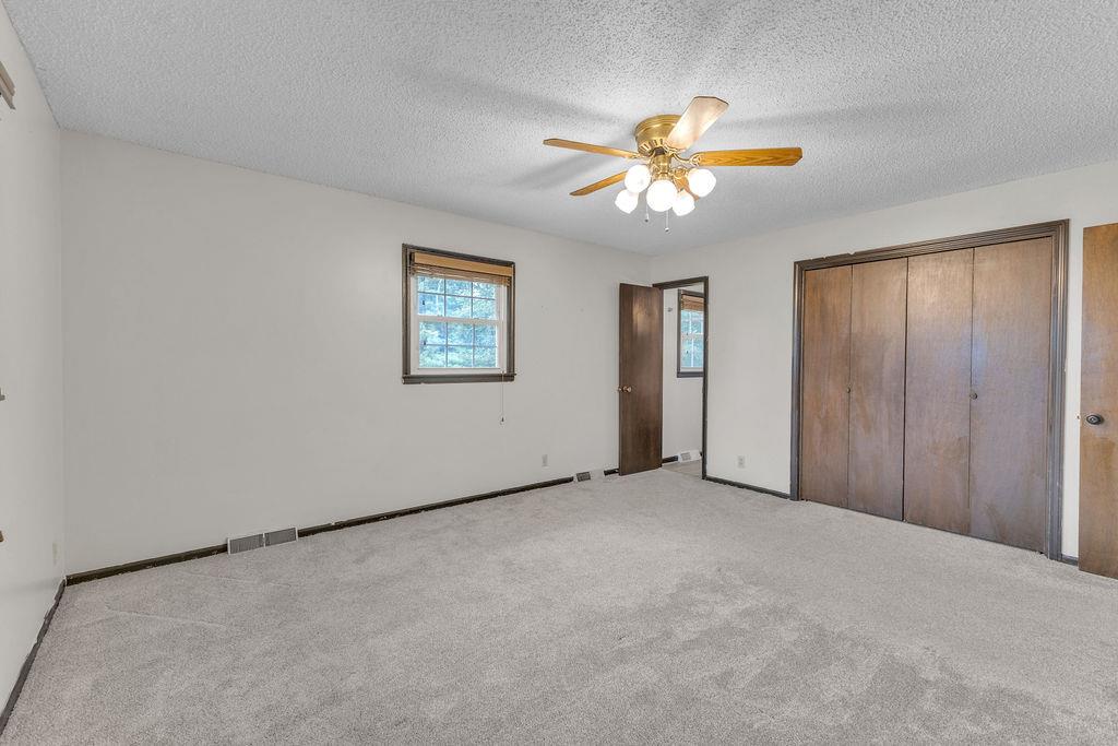 2209 N Leonard Road Property Photo 15