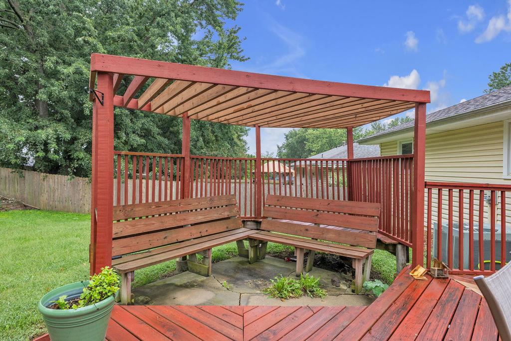 2209 N Leonard Road Property Photo 32