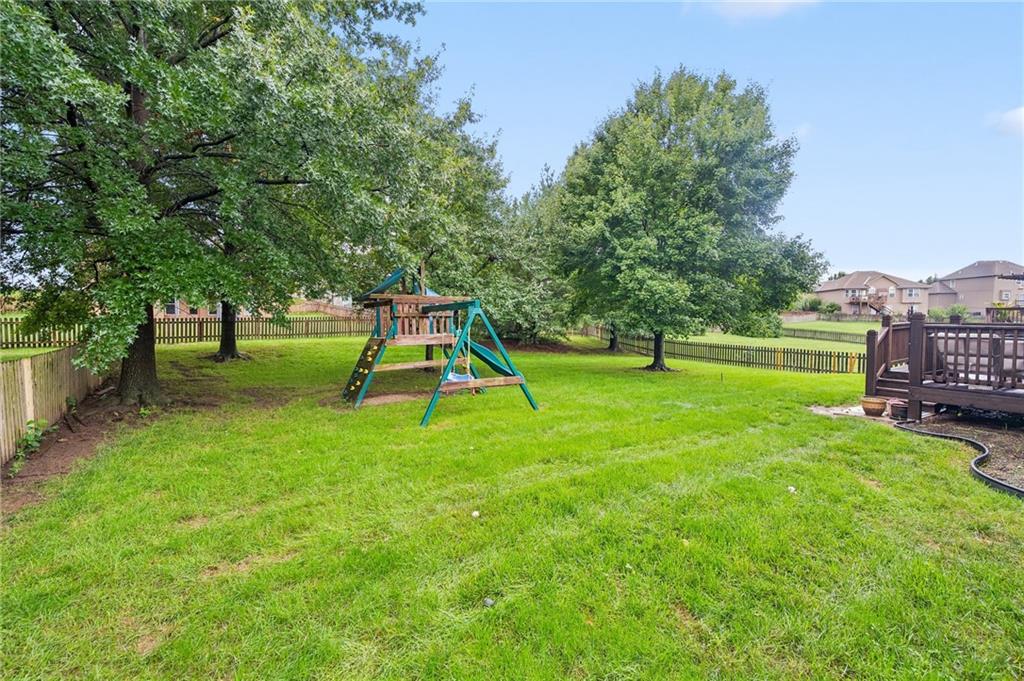 10122 N Lane Drive Property Photo 36
