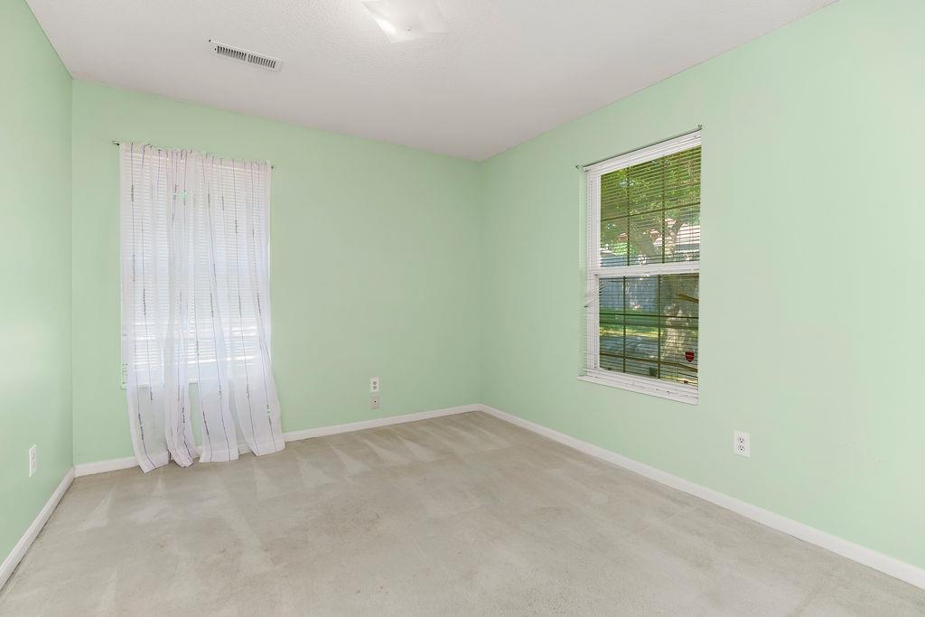 304 E Hansen Court Property Photo 12