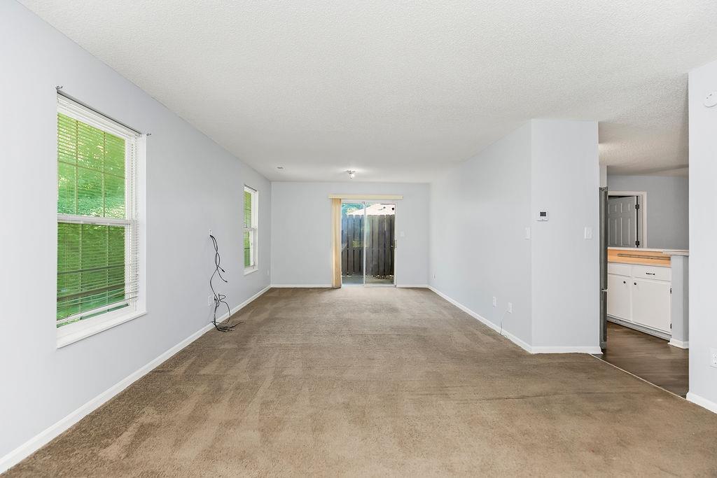 304 E Hansen Court Property Photo 14