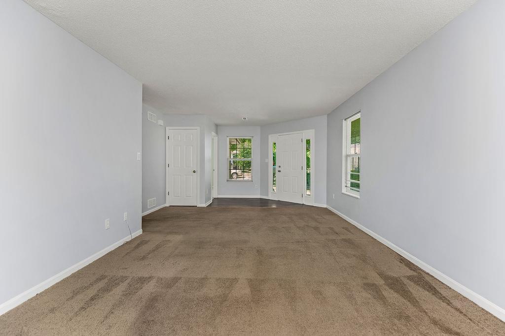 304 E Hansen Court Property Photo 15