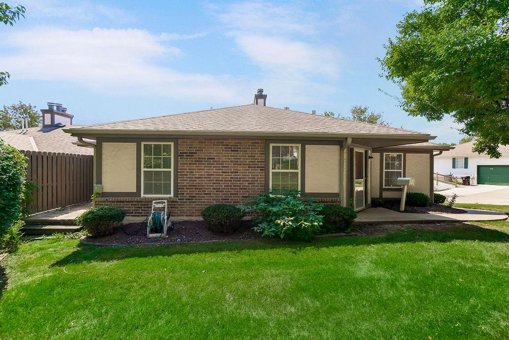 304 E Hansen Court Property Photo 19