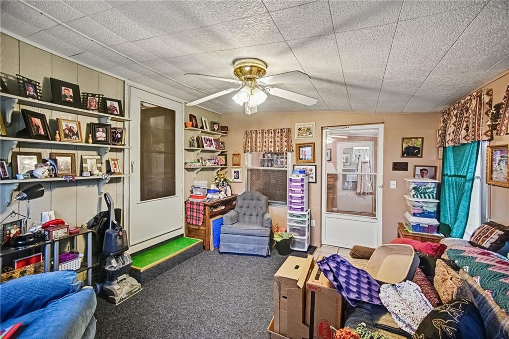 1006 Town And Country Lane Property Photo 19