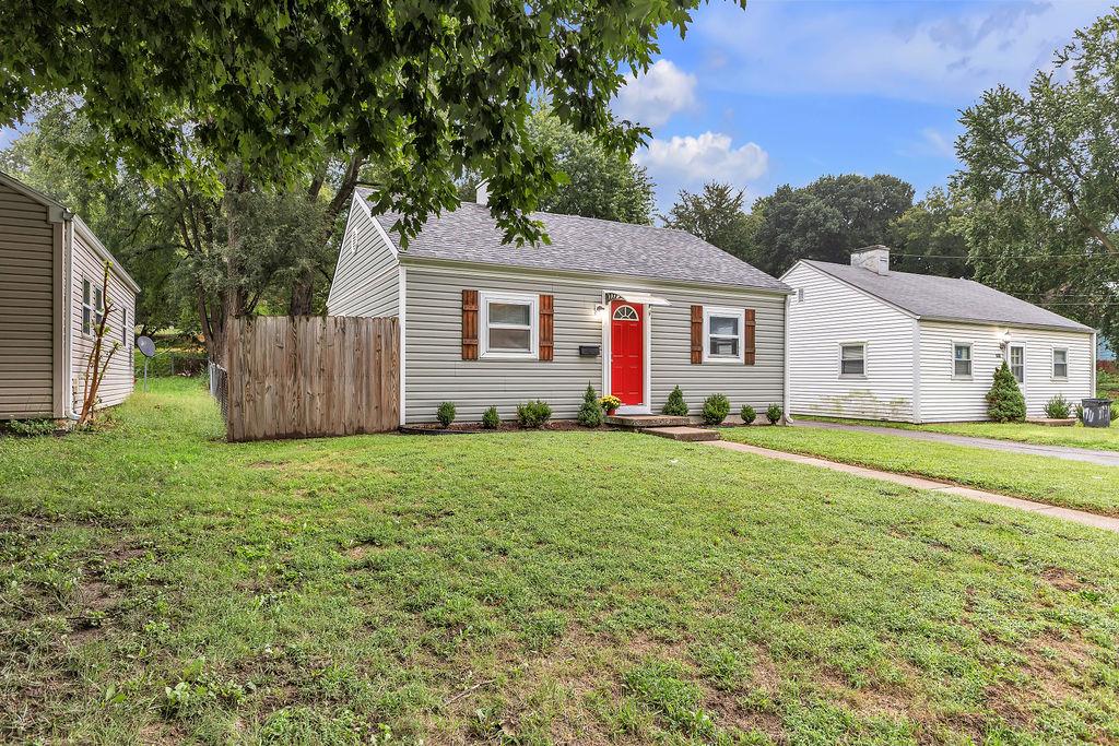 1909 S 22nd Street Property Photo 2