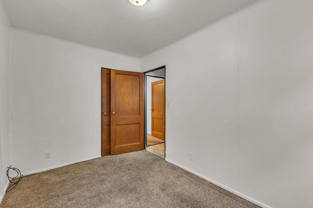 1909 S 22nd Street Property Photo 15
