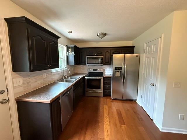 1712 Winding Creek Lane Property Photo 9