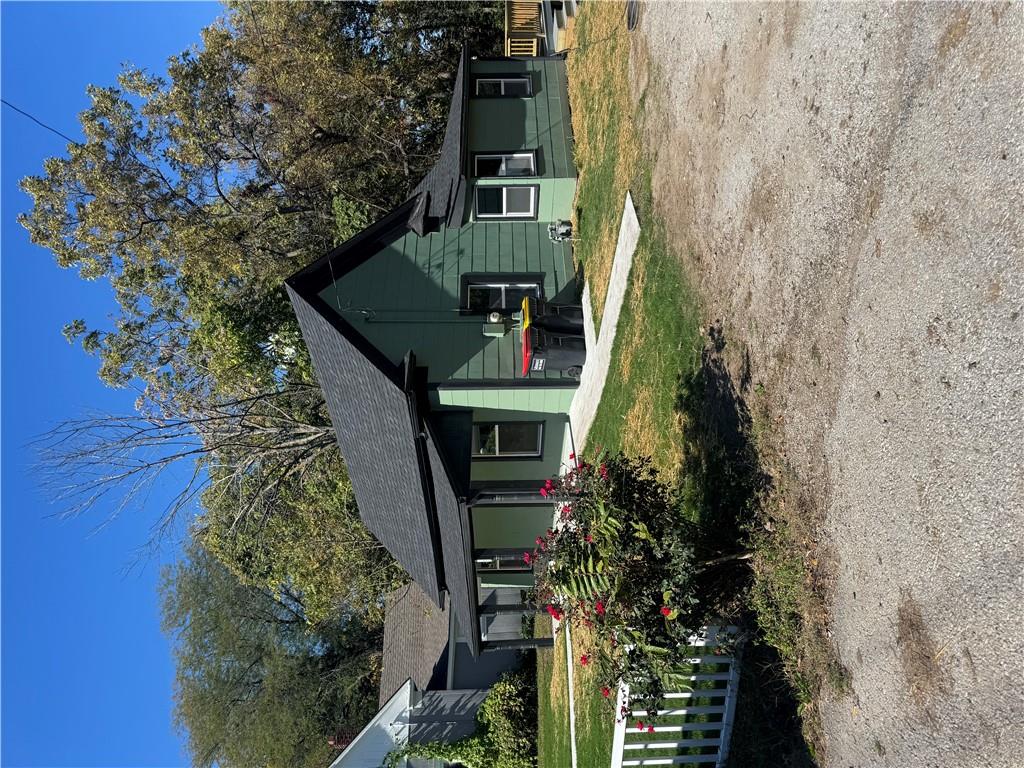 547 Orchard Place Property Photo 1