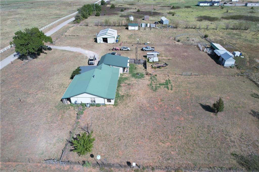 6214 N Broadway Road Property Photo 4
