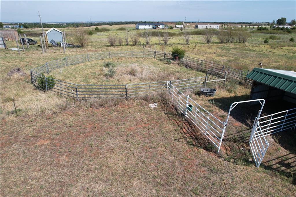 6214 N Broadway Road Property Photo 8