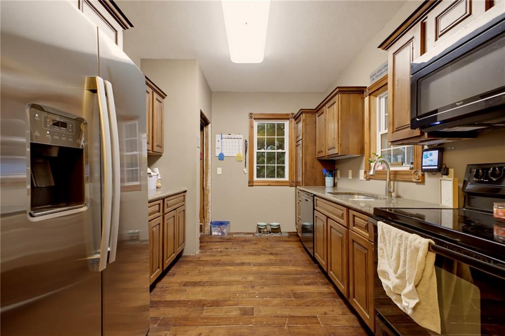 605 E Crandall Street Property Photo 8