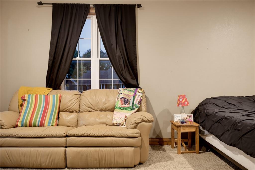 605 E Crandall Street Property Photo 12