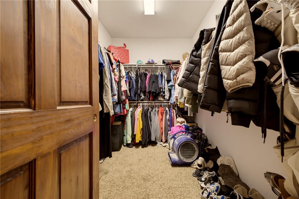 605 E Crandall Street Property Photo 14