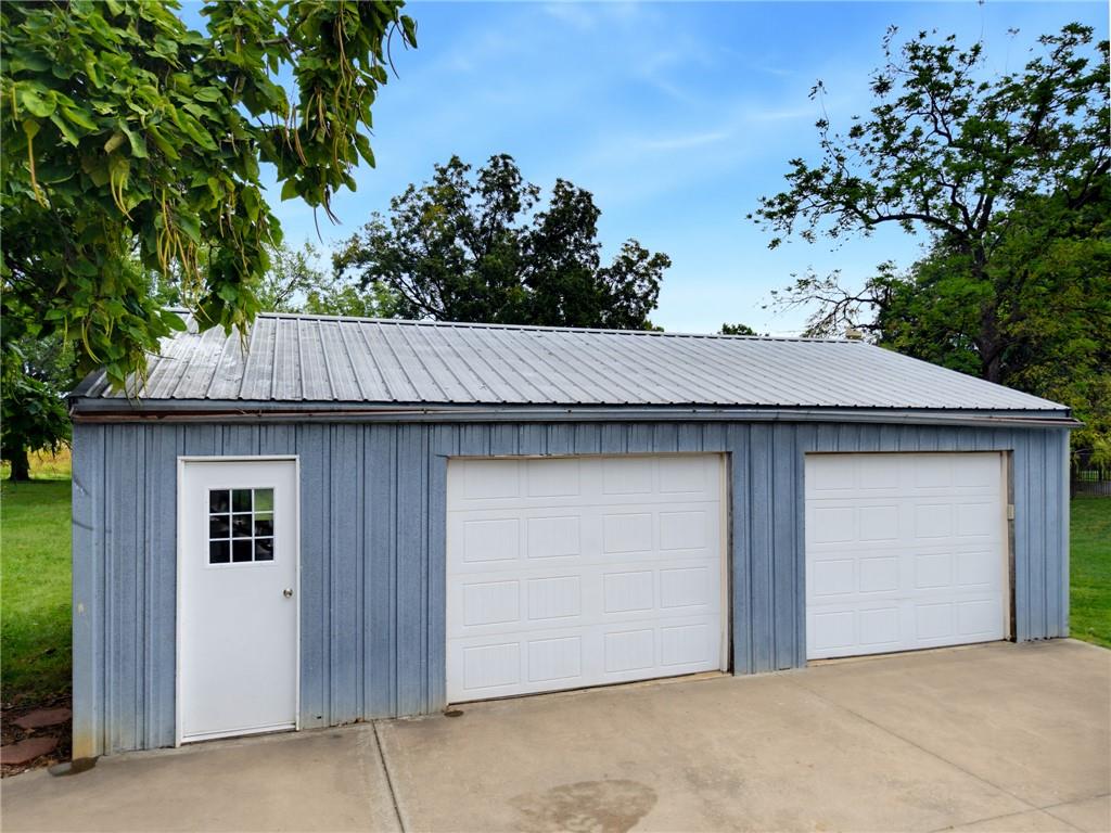 605 E Crandall Street Property Photo 31