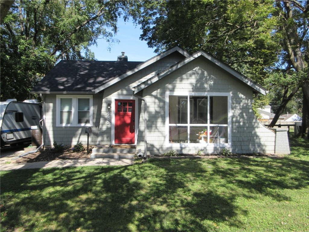 428 E Gudgell Avenue Property Photo 1