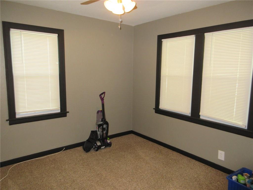428 E Gudgell Avenue Property Photo 8