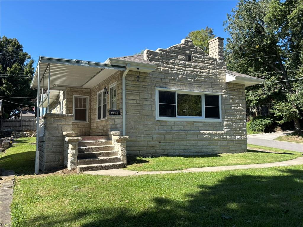 2244 Eugene Field Avenue Property Photo 1