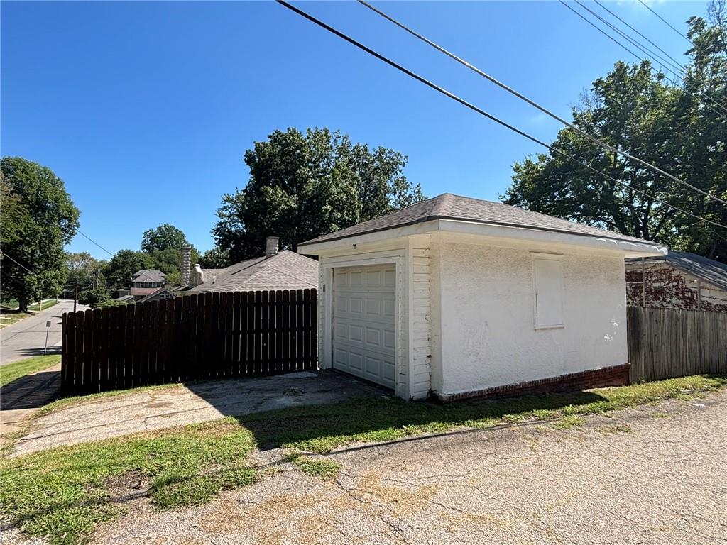2244 Eugene Field Avenue Property Photo 33