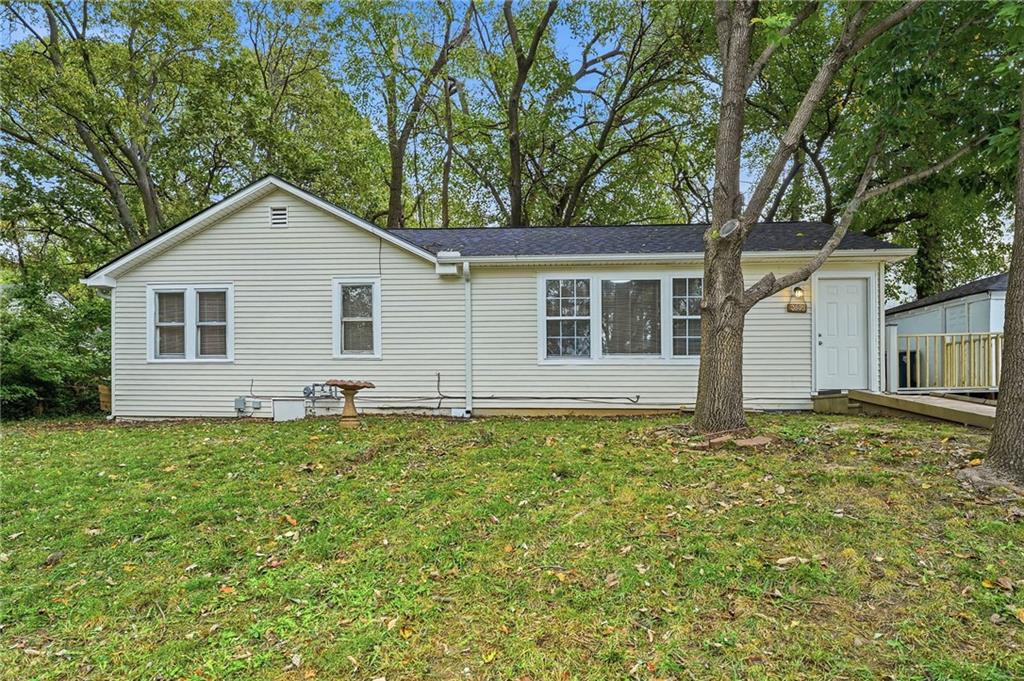 3809 N Spruce Avenue Property Photo 1