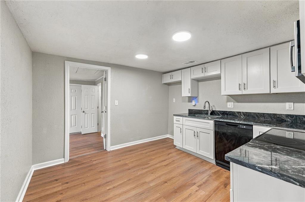 3809 N Spruce Avenue Property Photo 11