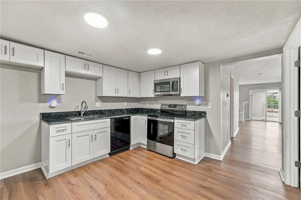 3809 N Spruce Avenue Property Photo 12