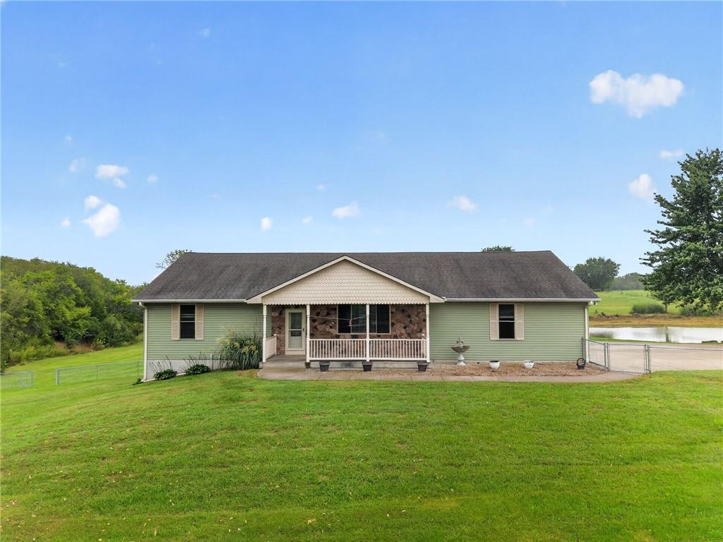 39803 K Highway Property Photo 2