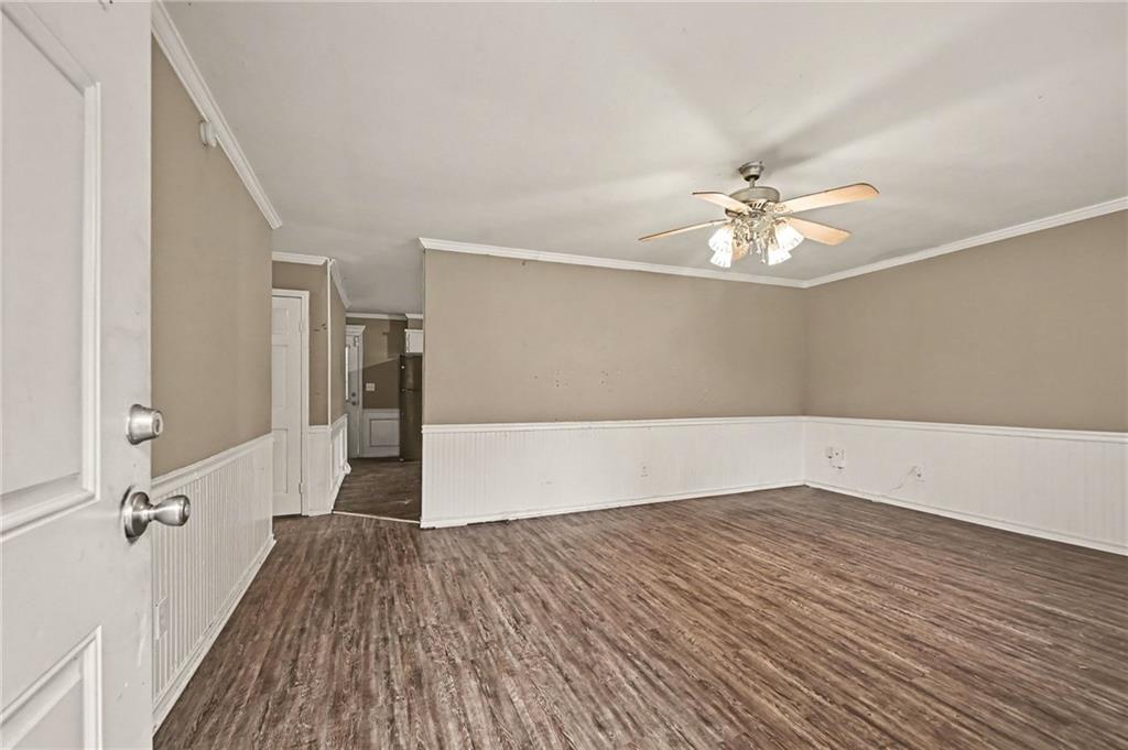 2425 S Lees Summit Road Property Photo 3