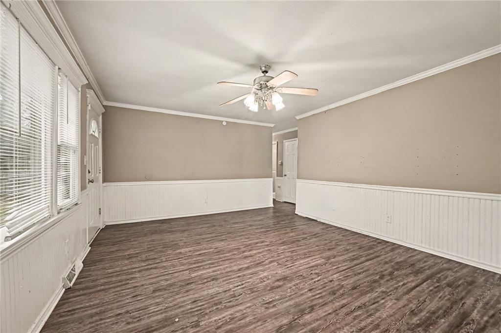 2425 S Lees Summit Road Property Photo 5