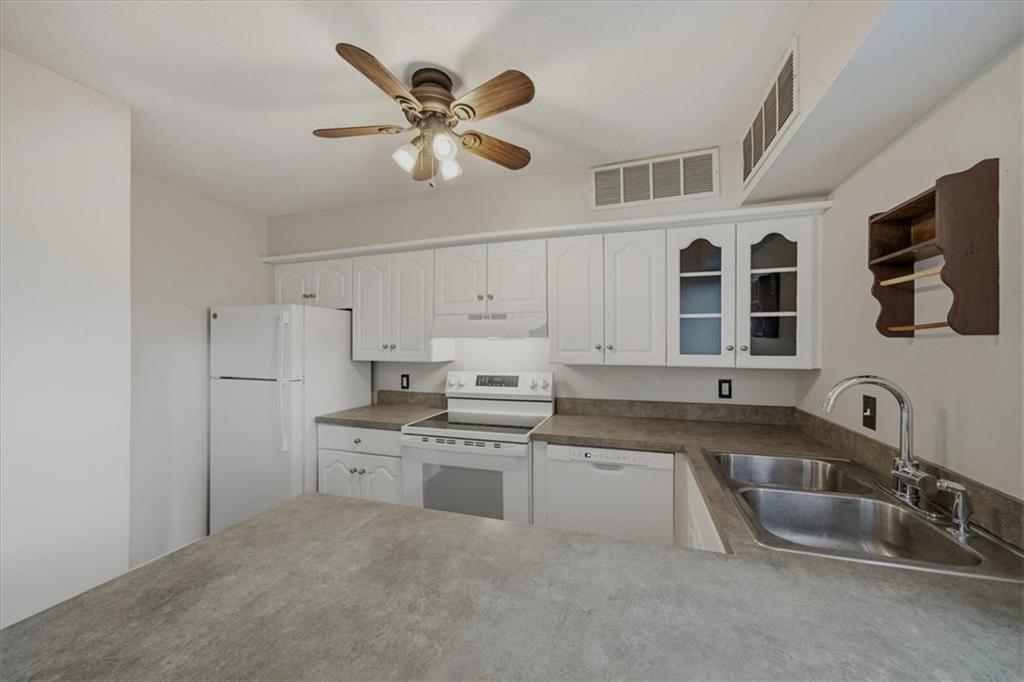 4056 Warwick Boulevard Property Photo 20
