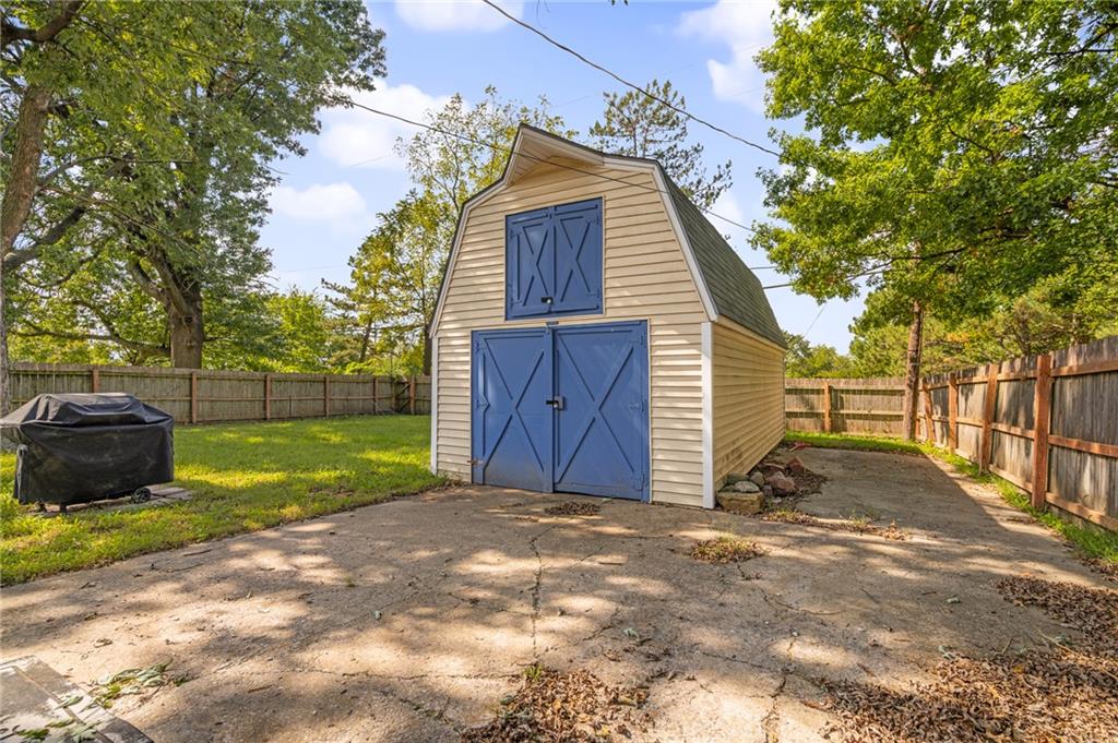 919 S Sunset Drive Property Photo 35