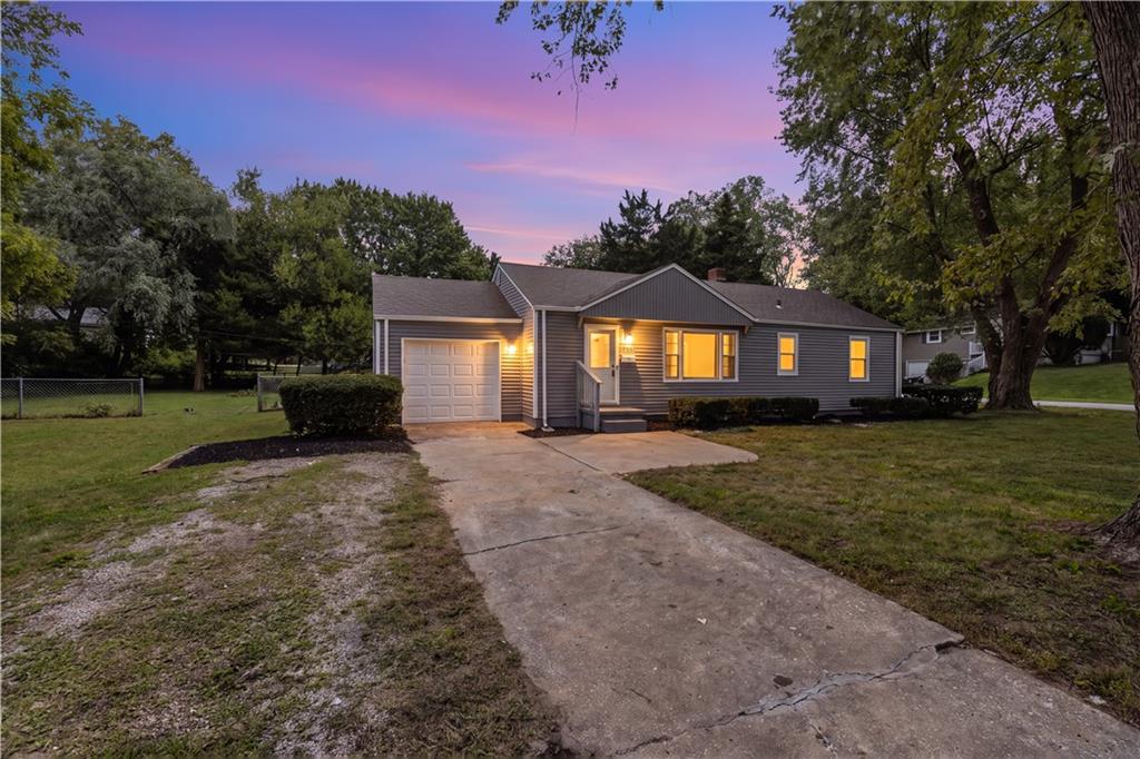 5433 Willow Avenue Property Photo 1