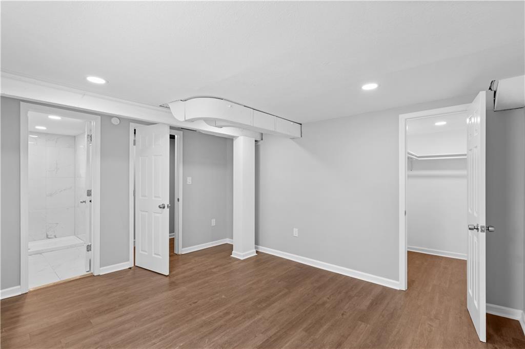 5433 Willow Avenue Property Photo 20