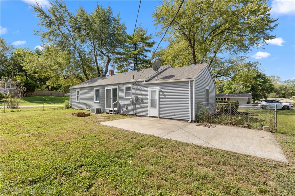 5433 Willow Avenue Property Photo 24