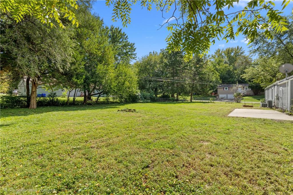 5433 Willow Avenue Property Photo 26
