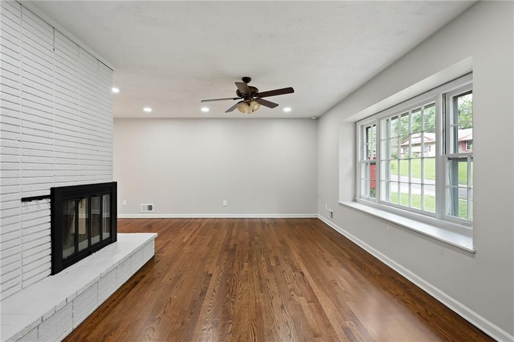 8206 Elm Avenue Property Photo 4