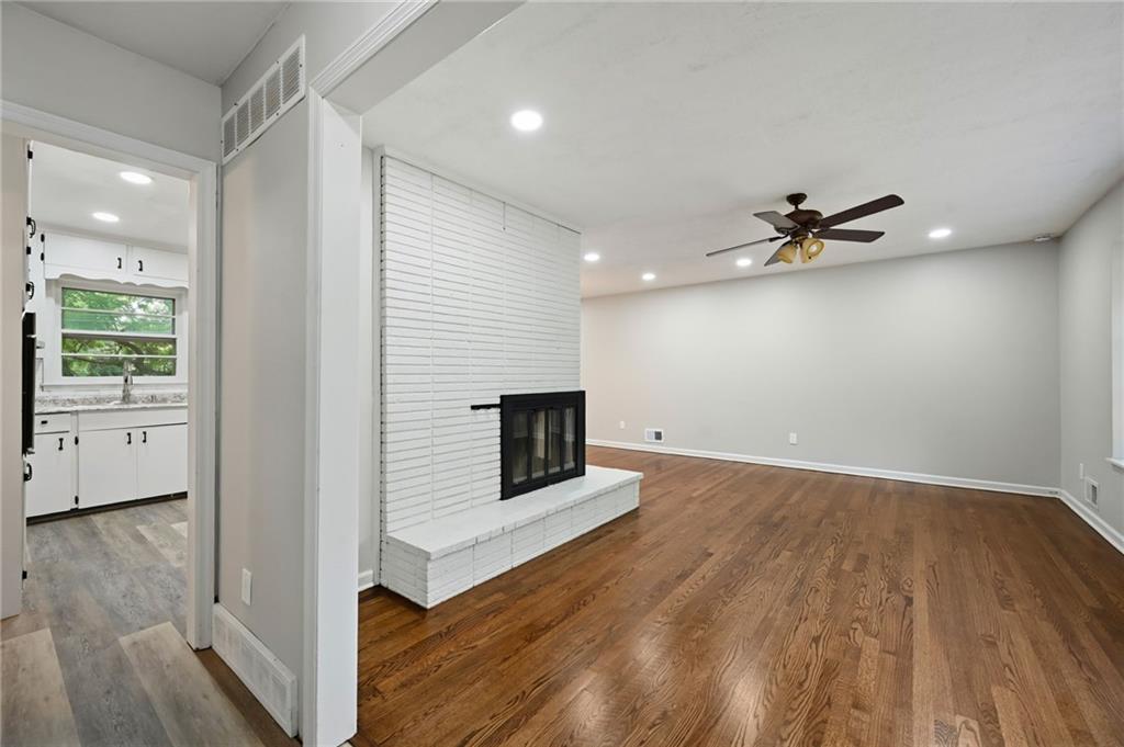 8206 Elm Avenue Property Photo 6