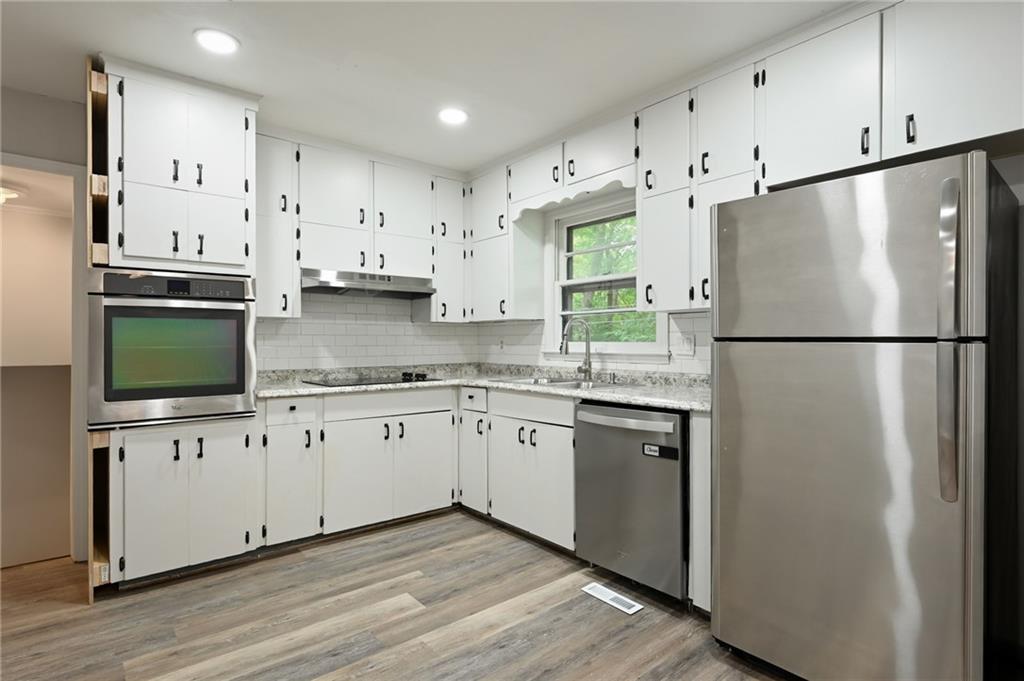 8206 Elm Avenue Property Photo 10