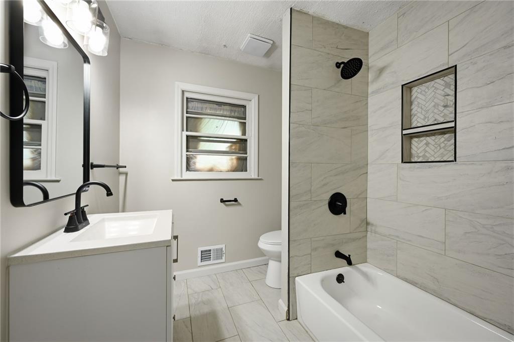 8206 Elm Avenue Property Photo 17