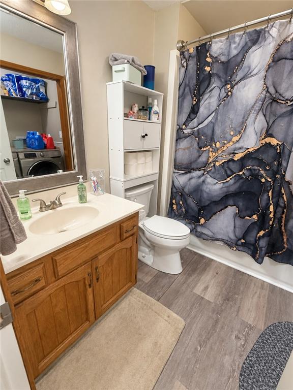 2121 Nw Hidden Pointe Court Property Photo 9